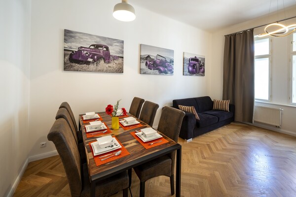 Amazing Apartment Zborovska - Prága