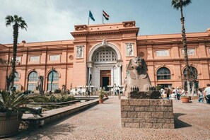 إطلالة على المدينة من المنشأة