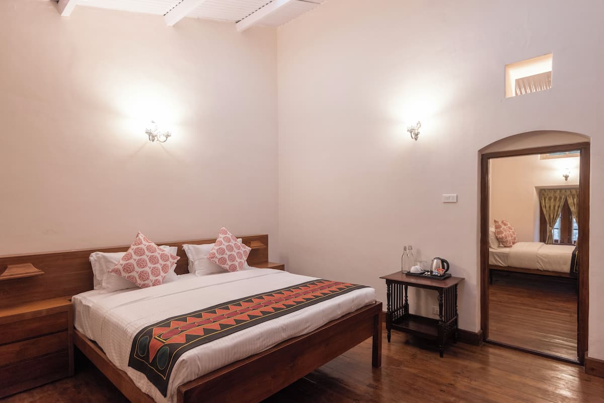 Mayfair Suite
