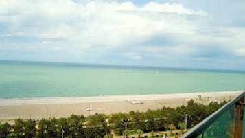 Appartement Premium, 1 trĂšs grand lit, non-fumeur, vue mer | Vue sur la plage/lâocĂ©an