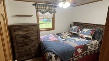 2 bedrooms, WiFi, bed sheets