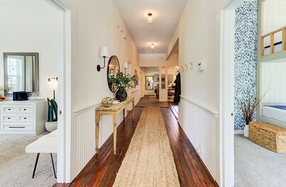 Brooklyn Arts Cottage