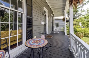 Terrace/patio - Hemingway Suite: 1  BR, 1  BA Apartment in Wilmington, Sleeps 2 (Wilmington)