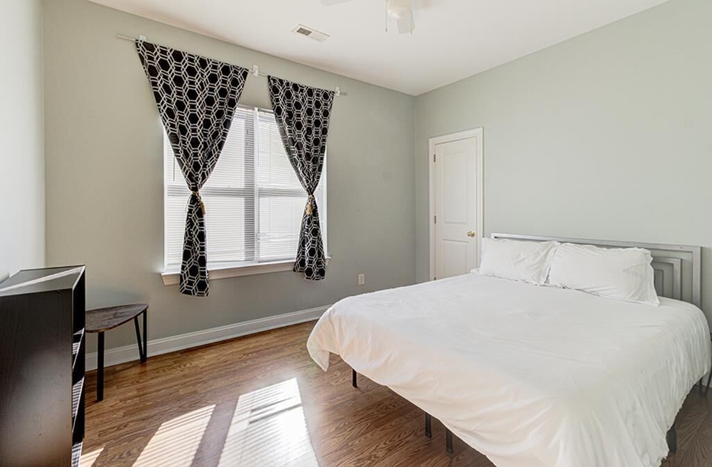 2 chambres, accès au Wi-Fi (inclus), literie fournie