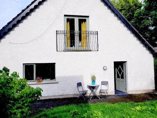 Treetops Loft: TouristNI , approved property.

check in 6pm

check in 6pm