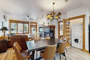 Interior - Condo in Steamboat Springs w/balcony, shared pool & hot tub (Steamboat Springs)