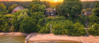 Blue Water Beach House! Amazing Beach, sleeps 20!