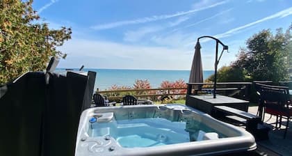 Blue Water Beach House! Amazing Beach, sleeps 20!
