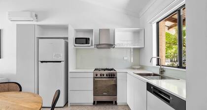 Chambr\xE9 Estate Malbec - experience elegant luxury