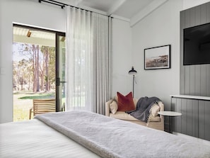 1 habitación, tabla de planchar con plancha, wifi y ropa de cama