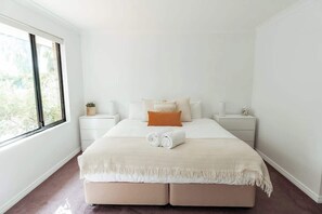 5 bedrooms, iron/ironing board, travel cot, WiFi