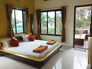 Villa, Multiple Beds | 4 bedrooms, free WiFi, bed sheets