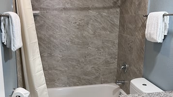 Hårtørrer, håndklæder, Sæbe, Shampoo