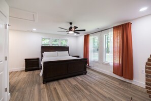 1 bedroom, in-room safe, iron/ironing board, WiFi