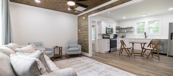 Renovated Cottage on 5 Acres near Athens!