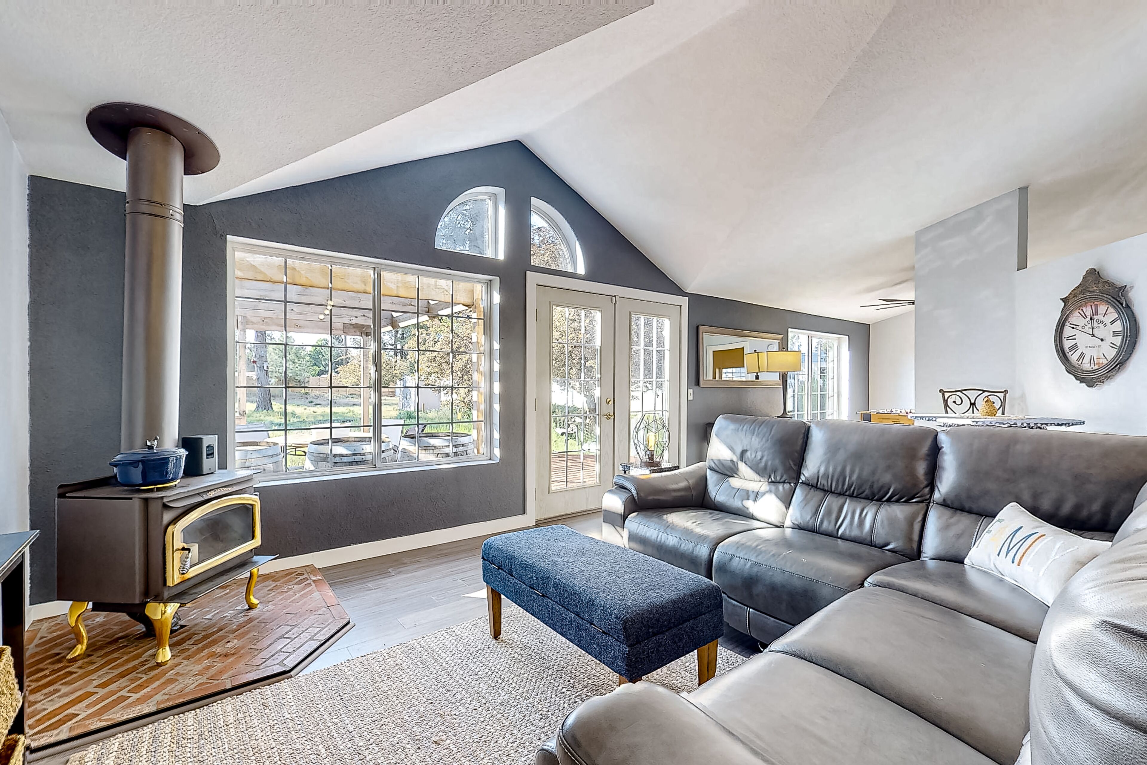 Pine-Perfected Paradise: Your Family's Relaxing Escape at the Bird House