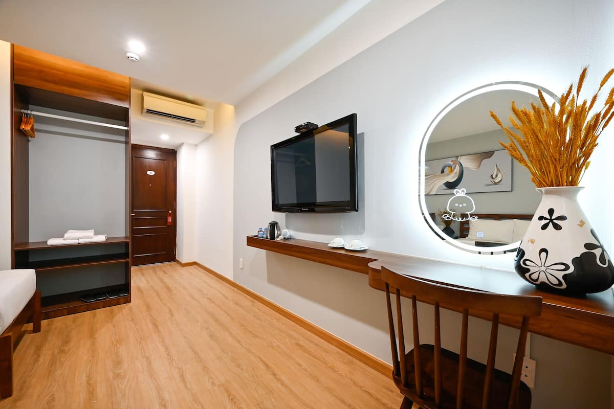 Deluxe Room | Living area