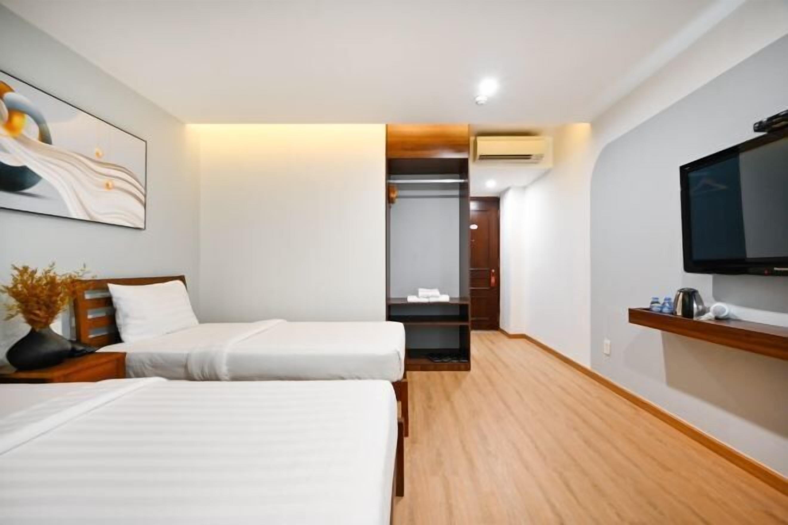 Caja de seguridad en la habitación, cortinas blackout y wifi gratis 