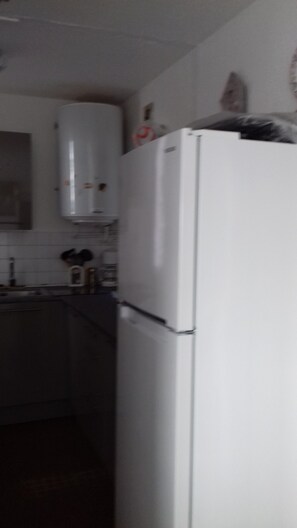 Private kitchen - Grazel beach rental in GRUISSAN (Gruissan)
