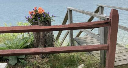 Cozy studio apartment near beach