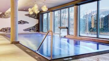 Innenpool, Außenpool