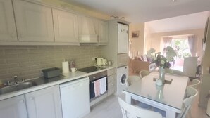 Unclassified image, 2 of 29, button - Remarkable 3-bed House in Killarney (Killarney)