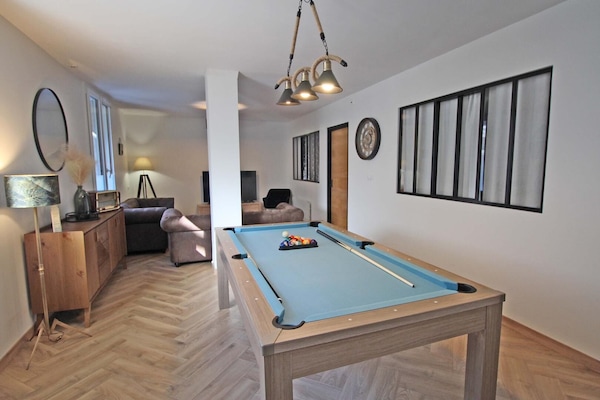 Spielezimmer