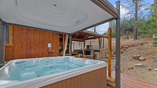 Bồn tắm spa ngoài trời