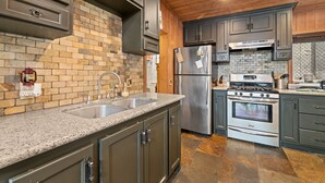 Cabin cơ bản | Bếp riêng