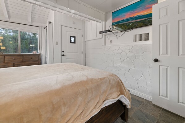 Chalet rustique de base | 3 chambres, accès au Wi-Fi (inclus)