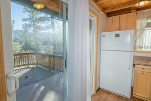 基础小屋 | 私人厨房 | 电热水壶、烤面包机