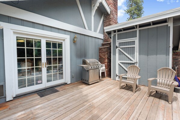 Basic Cabin | Terrace/patio