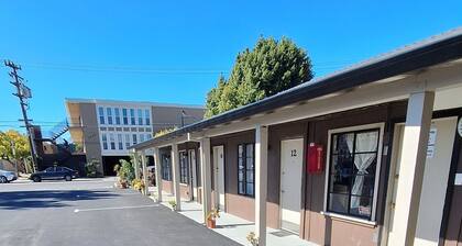Garden Motel Redwood City CA