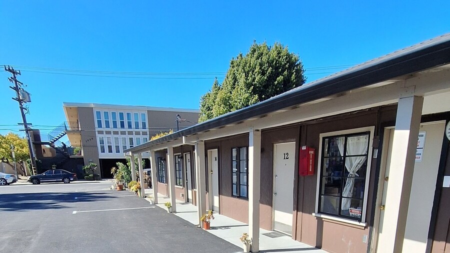 Garden Motel Redwood City CA