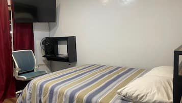 Room, 1 Double Bed, Non Smoking | Desk, free WiFi, bed sheets