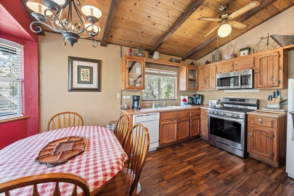 Chaleira elétrica, torradeira