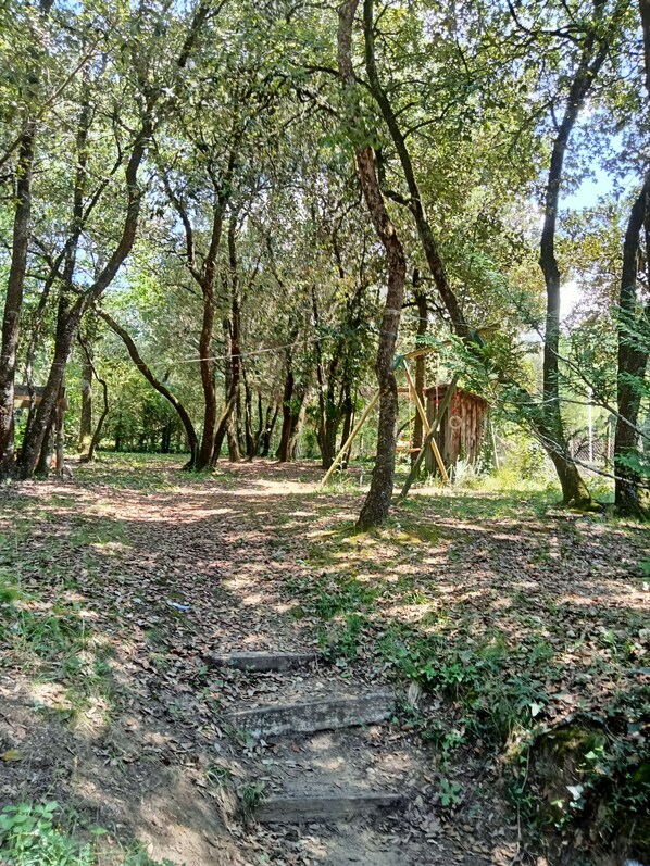 Enceinte de lâhĂ©bergement