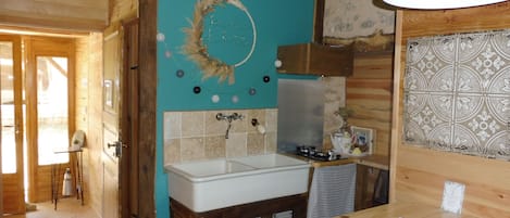 Shower, towels, toilet paper