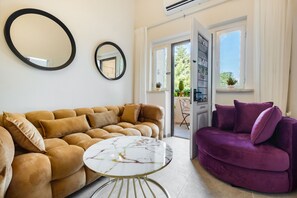 Leilighet – comfort | Oppholdsområde | Flatskjerm-TV