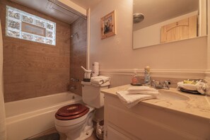 Kabin Basic | Kamar mandi