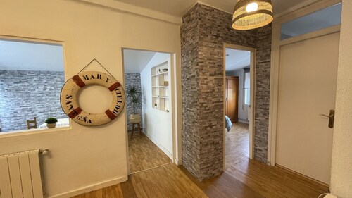 Amplio Piso con Terraza en Santoña