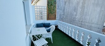 Amplio Piso con Terraza en Santoña