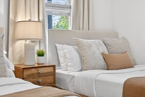5 habitaciones, tabla de planchar con plancha y wifi gratis 