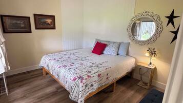 1 chambre, fer et planche à repasser, Wi-Fi gratuit, draps fournis