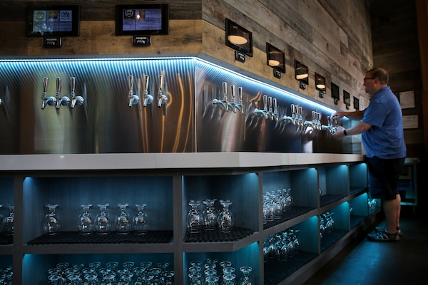 Bar (in der Unterkunft)