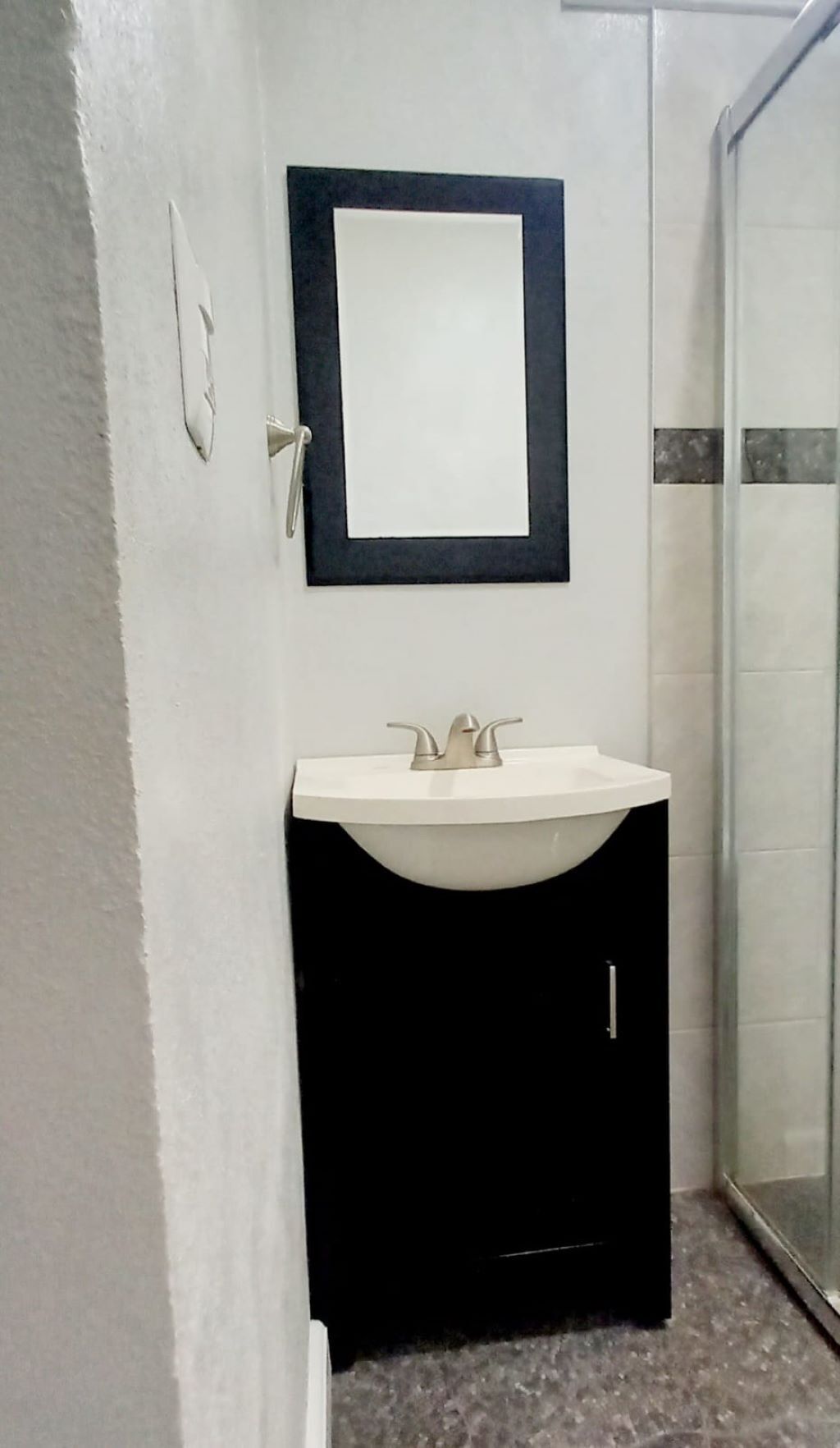 Serviettes fournies, savon, papier toilette