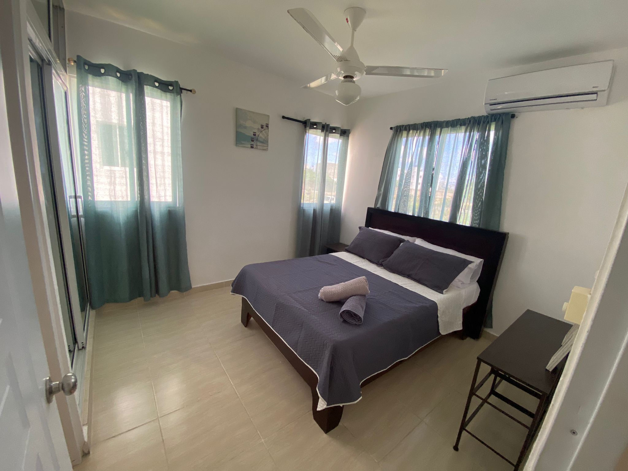 3 bedrooms, WiFi, bed sheets