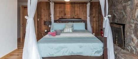 4 makuuhuonetta, ilmainen Wi-Fi, vuodevaatteet