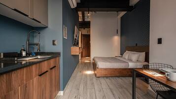 1 bedroom, desk, iron/ironing board, free WiFi