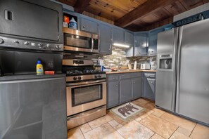 Basic Cabin | Private kitchen